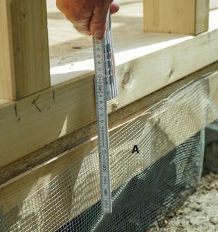 Isolert anneks: Mål opp til kledning på isolert anneks Isolert anneks: Mål opp til kledning med OSB-plater på isolert anneks